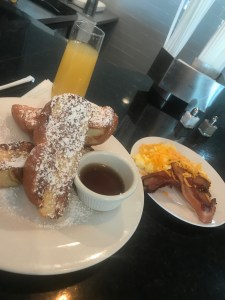 French Toast with Bacon and eggs